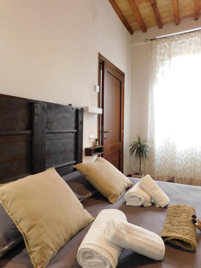 Otello Guest House Montalcino Bagian luar foto