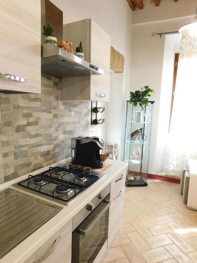 Otello Guest House Montalcino Bagian luar foto
